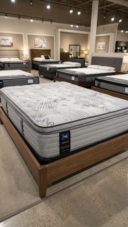 Queen Size Mattress Sealy Brand New 