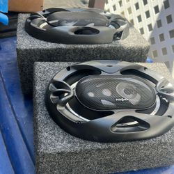 speaker boxes