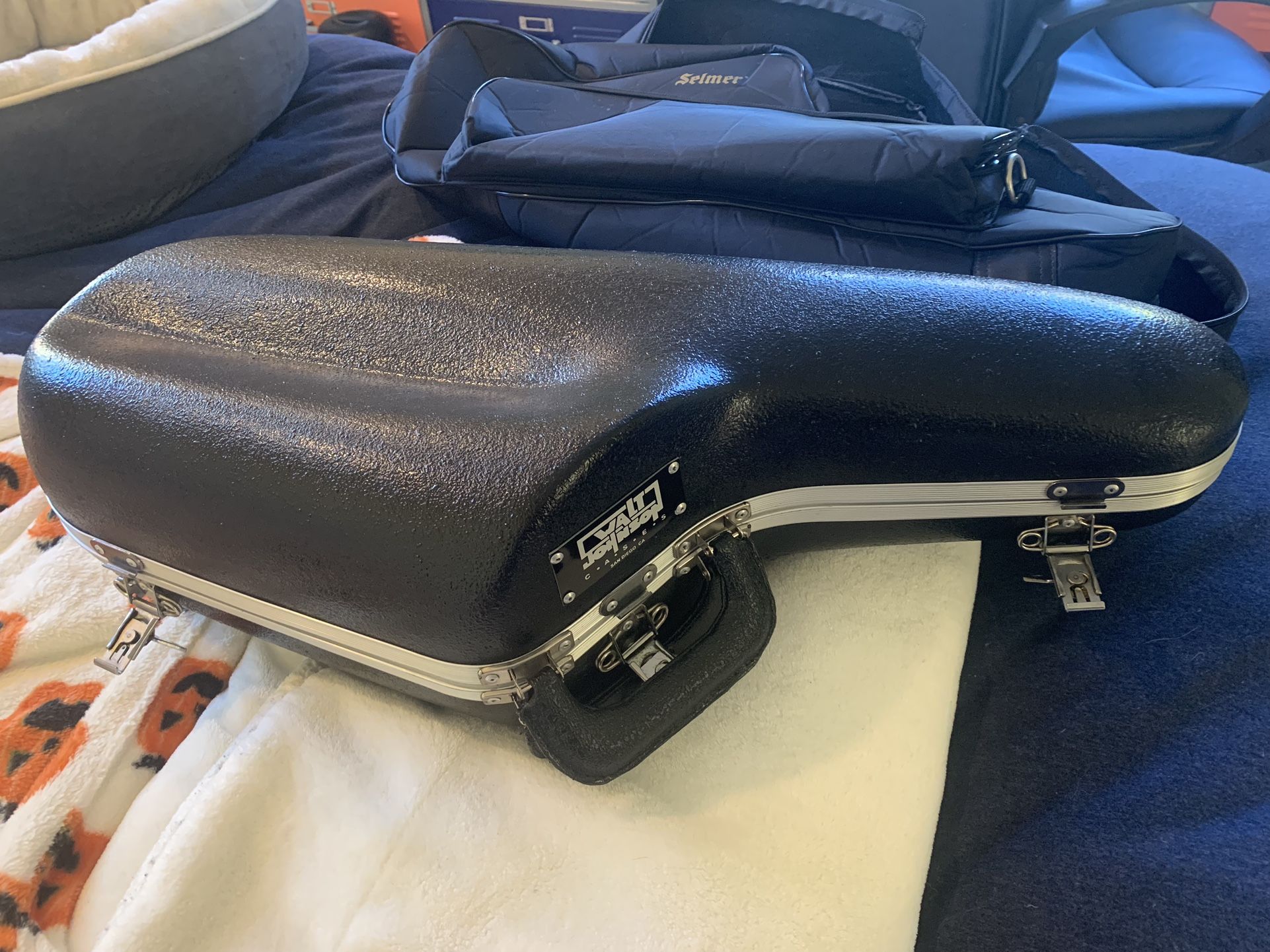 Walt Johnson Alto Saxophone Hard Case w/Selmer Case Cover