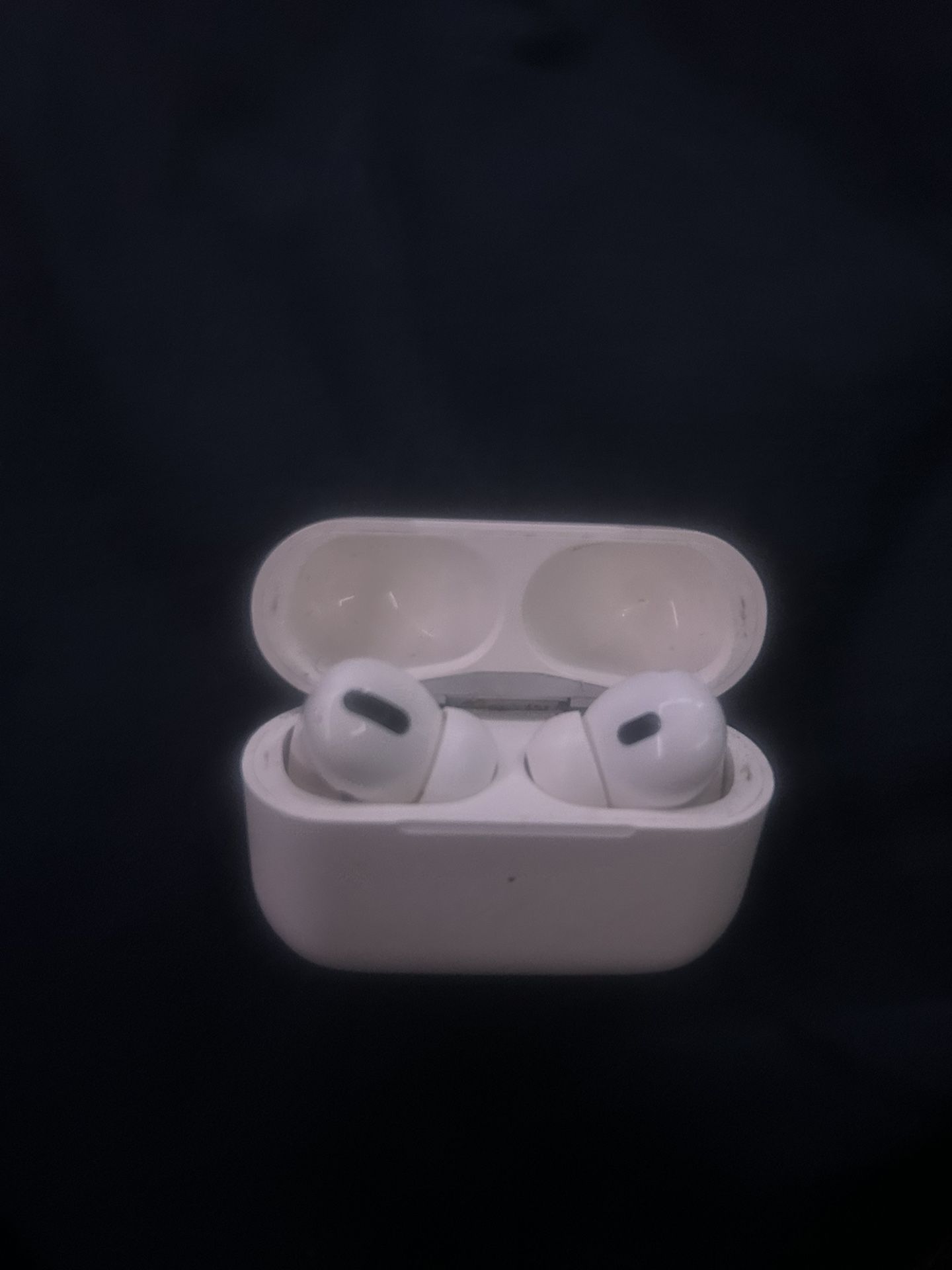 Air Pod Pros 4 Sale