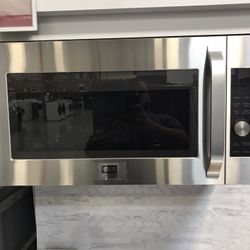 1.7 Cu.ft. Over The Range Microwave 