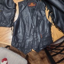 Leather MC Riding Vest. 