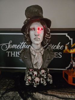 Halloween Gothic 2015 Dracula Bust