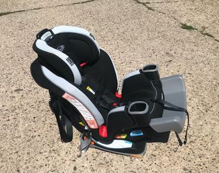 Graco extend2fit convertible car seat