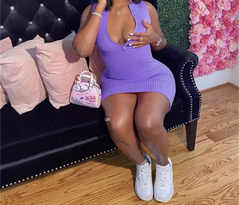 purple dress
