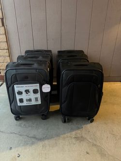 Brand New SwissGear Carry‑On Spinner Luggage