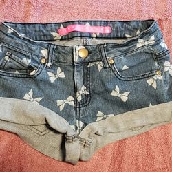 Girl's Size 1 Tinseltown Denim Shorts With Bow Design