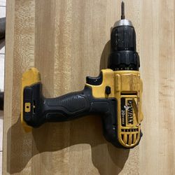 Dewalt 20v drill driver tool only $40 in n Lakeland got batt to test before purchase in n Lakeland 