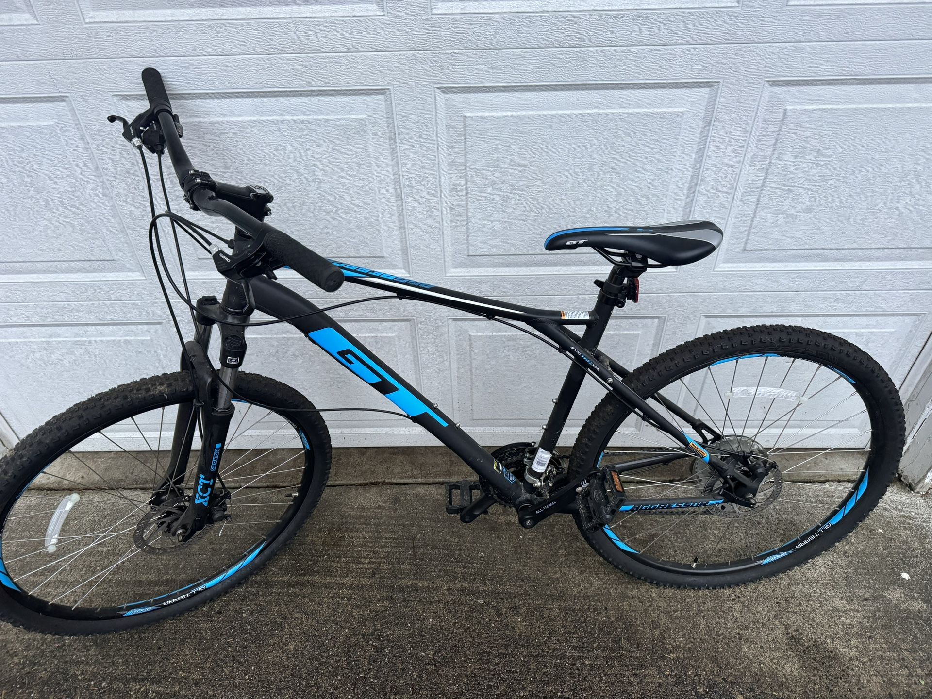 Hardtail Front Suspension Mountain Bike, GT Aggressor
