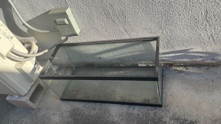 Fish tank 20 gallon