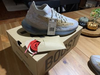 Yeezy Boost 380 (New)