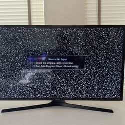 Samsung Smart TV 40” No Remote
