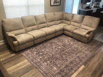 Elran 7 Piece Sectional Sofa