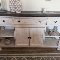 Havalance Dining Server – Ashley Furniture