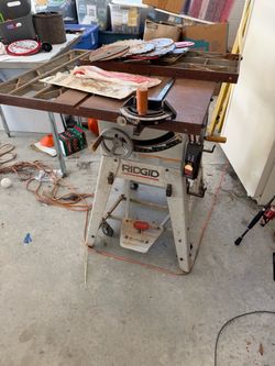 RIDGID Table Saw with Stand