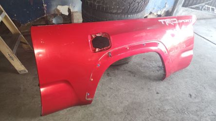 2016-2024 TOYOTA TACOMA LEFT BED SKIN