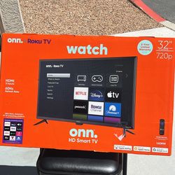 Onn 32” New  Roku Smart TV  LED / 720p 