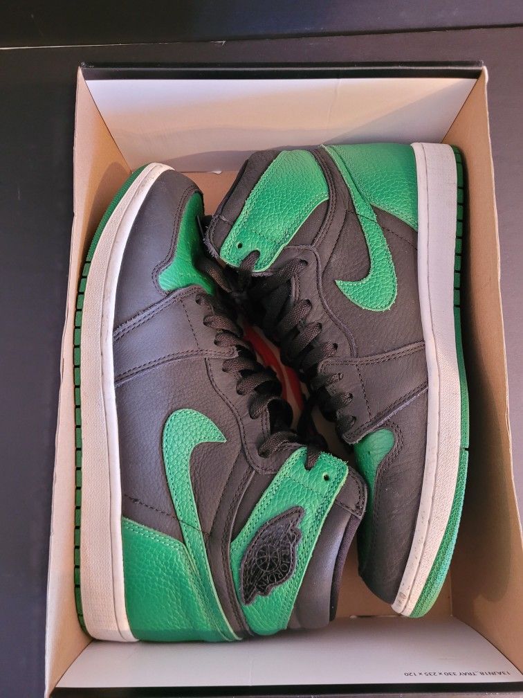 Jordan 1 Pine Green Size 11
