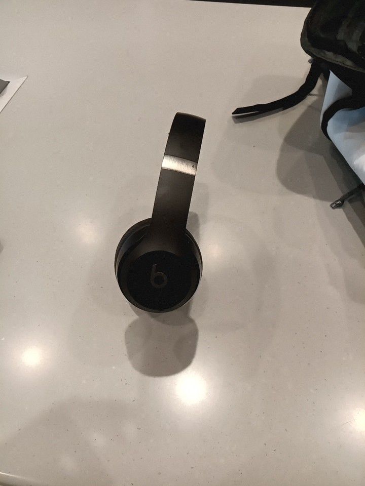 Beats Solo 4s