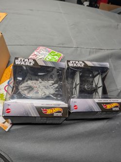 STAR WARS 2 ITEMS MILLENNIUM FALCON AND TIE FIGHTER