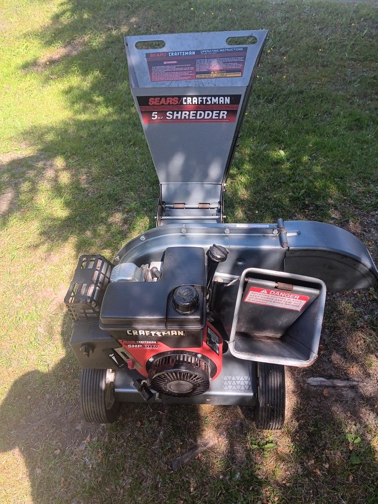 craftsman chipper/shredder with 5 hp motor runs great