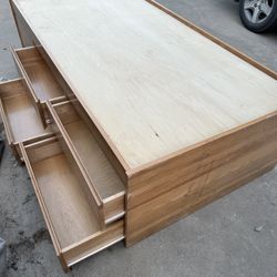 Twin bed frame (Make offer)