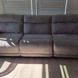 Sectional couch