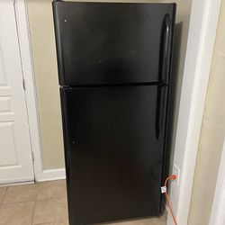 Standard Refrigerator/freezer