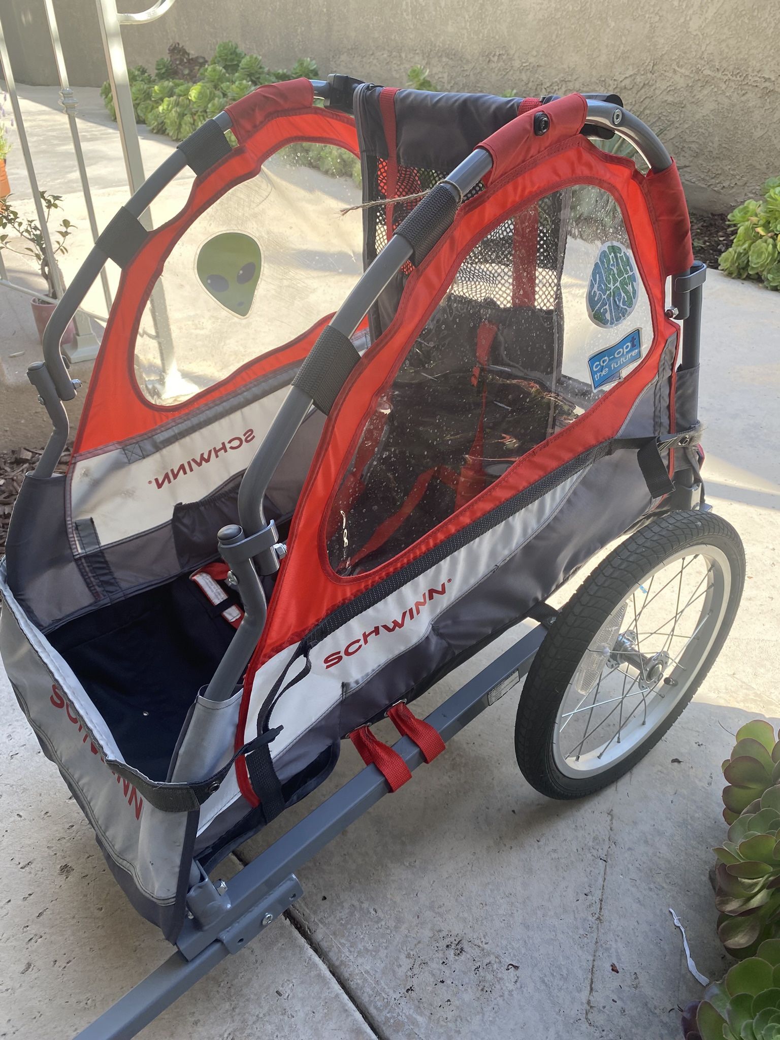 Schwinn Trailblazer Child Bike Trailer