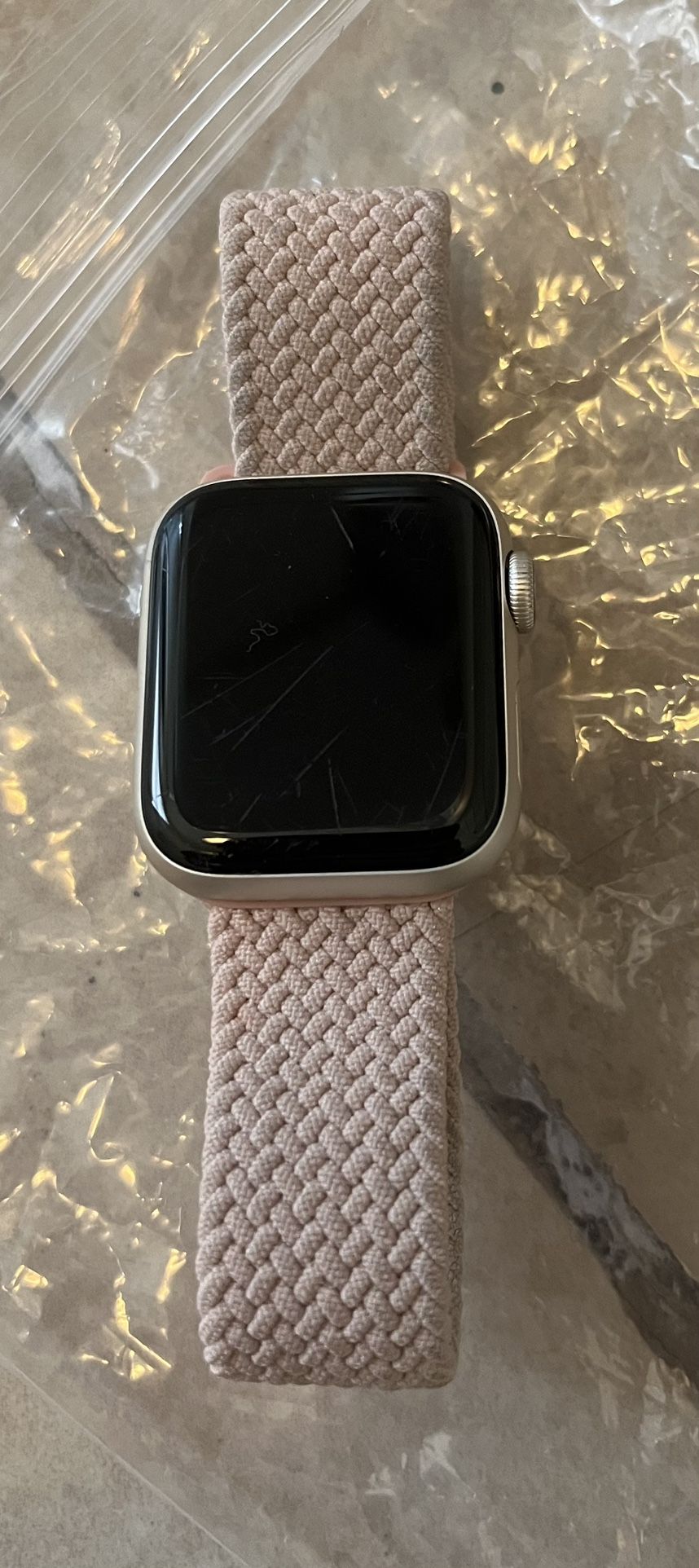 Apple Watch SE 40mm Minor Scratches No Charger
