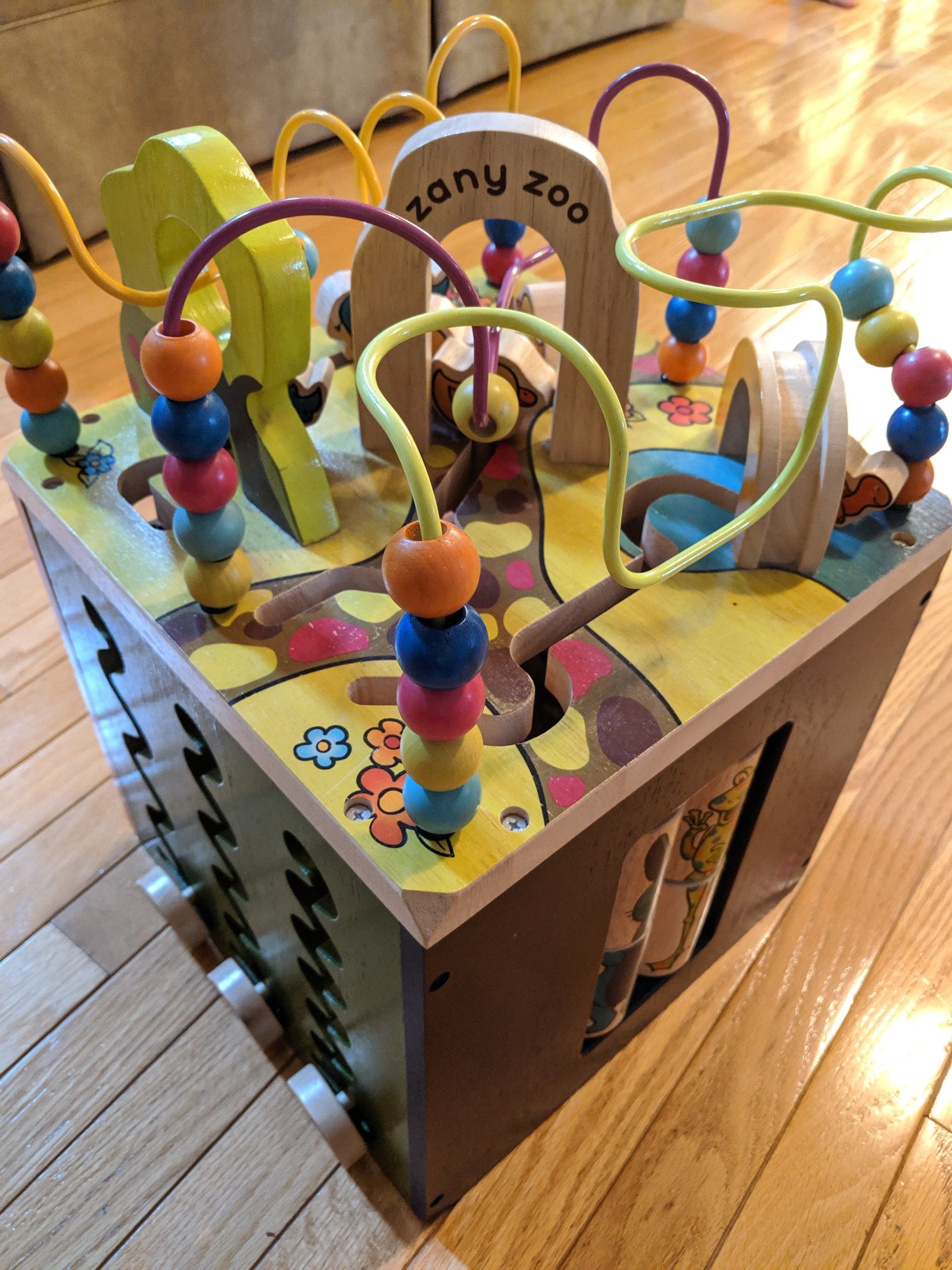 $5 ZANY ZOO WOODEN PLAY STATION