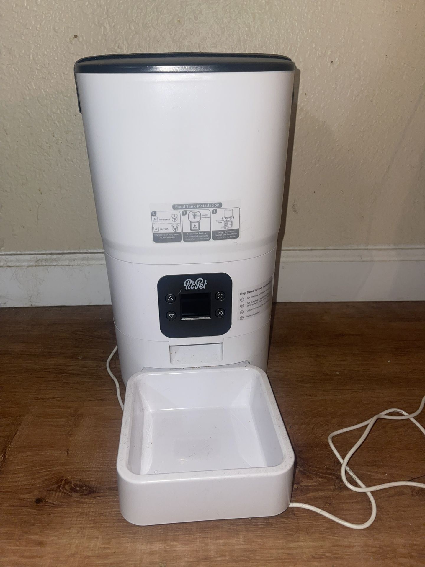 Automatic Pet Feeder