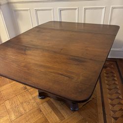 Solid wood drop-leaf table