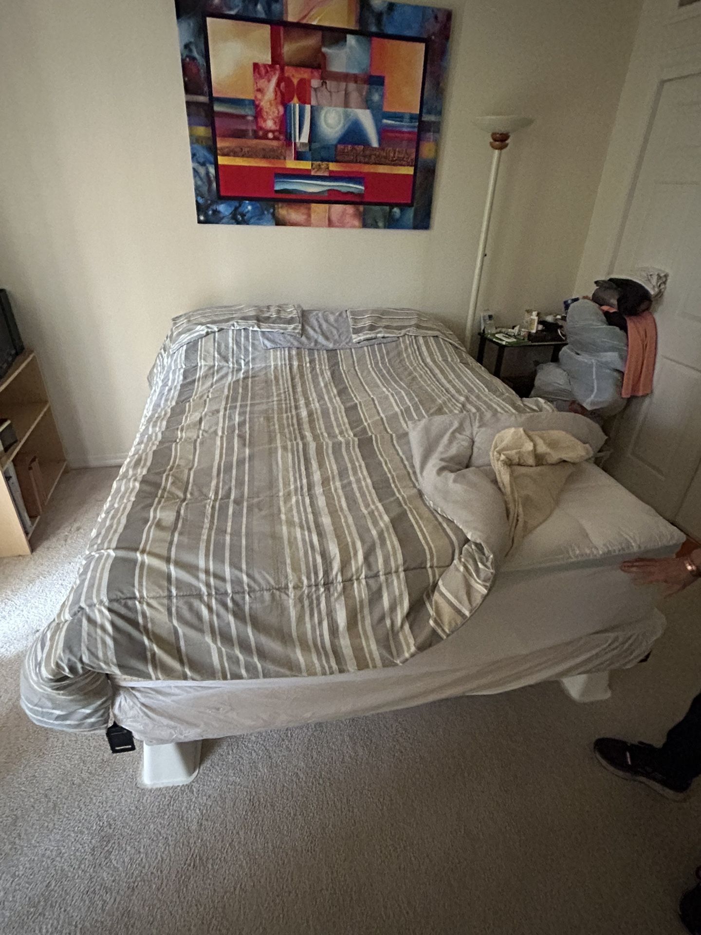Queen size bed and Box spring,New Products : American Fashion Style Bags On Sale