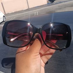 Burberry Women's  Fashion Sunglasses

