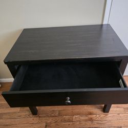 Nightstand 