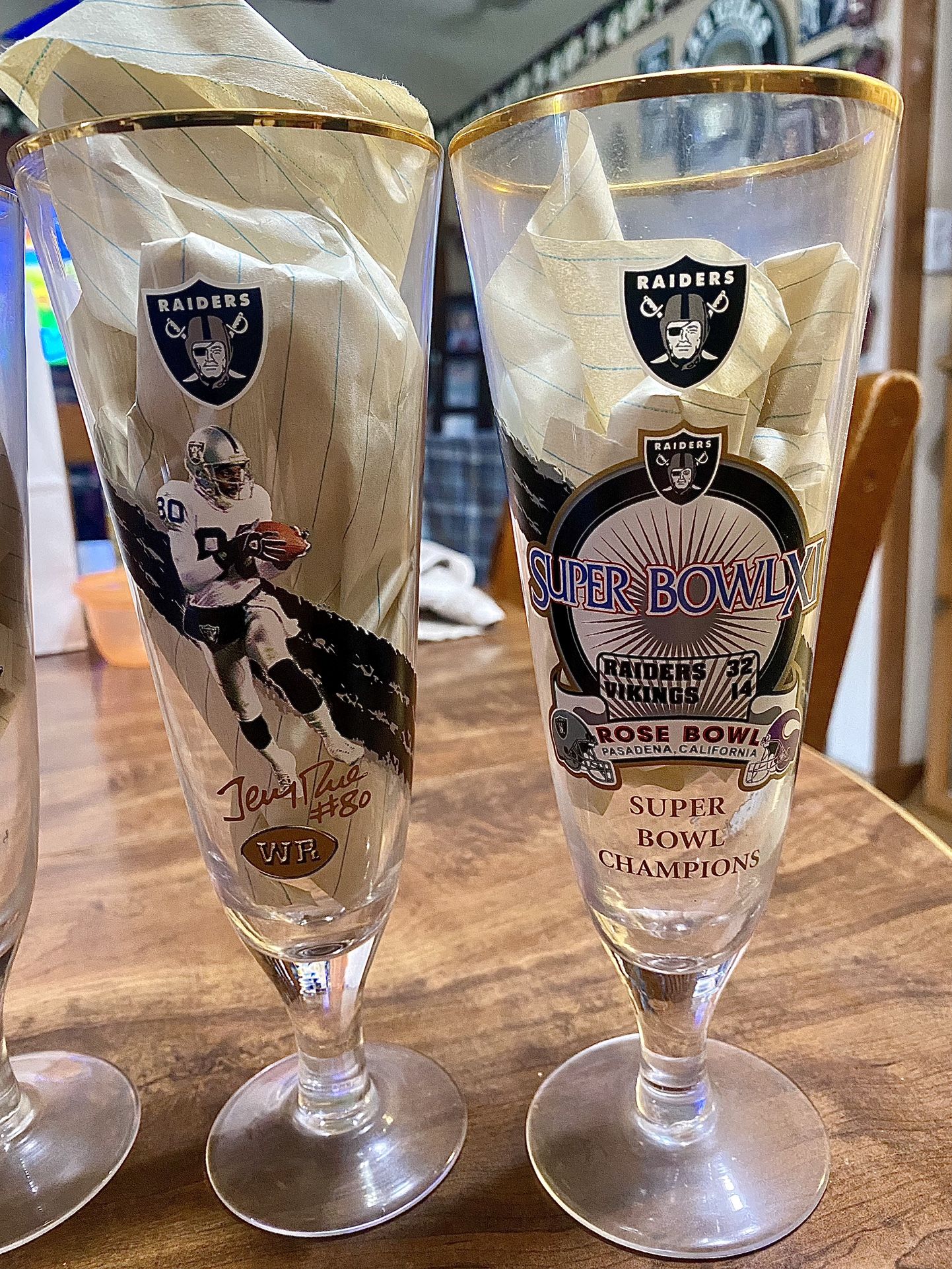 Oakland Raiders Set of 8 Champagne Glasses