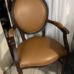 Armchair Wood And Leather Very Comfortable 