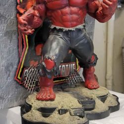 Marvel Bowen Designs Full Size Red Hulk #628 Statue - Toys & Collectibles | Color: Red