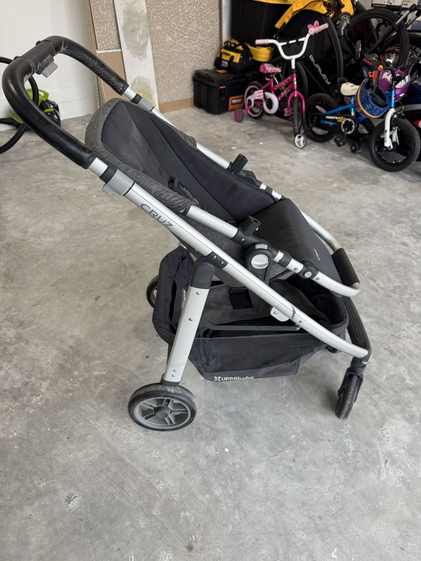 Uppa Baby Cruz Stroller