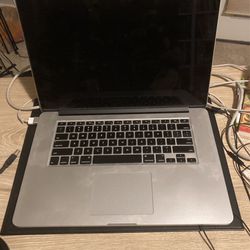 2014 MacBook Pro 15” 2.8 GHz 1TB SSD
