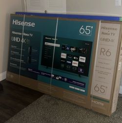 Hisense 65" R6 Series UHD 4K Roku TV