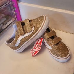NEW Toddler VANS Size 9