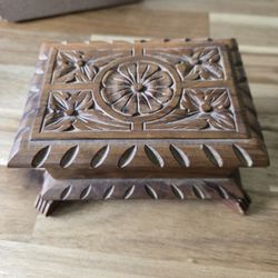 Vintage Hand Carved Pigot Dark Wood Footed Hinged Trinket Box
