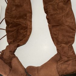 Woman’s Boots 
