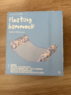 BRAND NEW Sunnylife Floating Hammock Pool Float - Wild Hibiscus