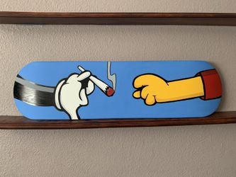 Simpson’s/Mickey mouse skateboard