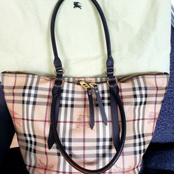 BURBERRY SHOULDER BAG