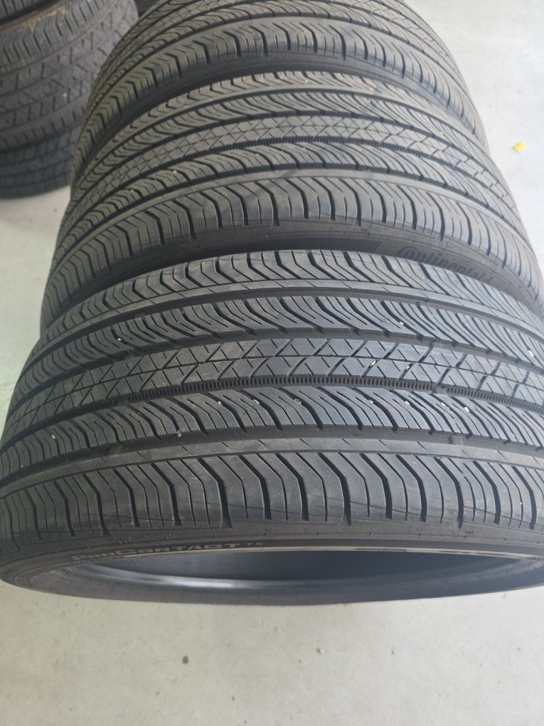 Continental In Good Condition Three Tires 245 35 20. 65% Tread