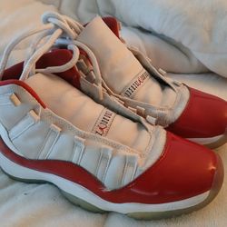 Jordan's Size 7